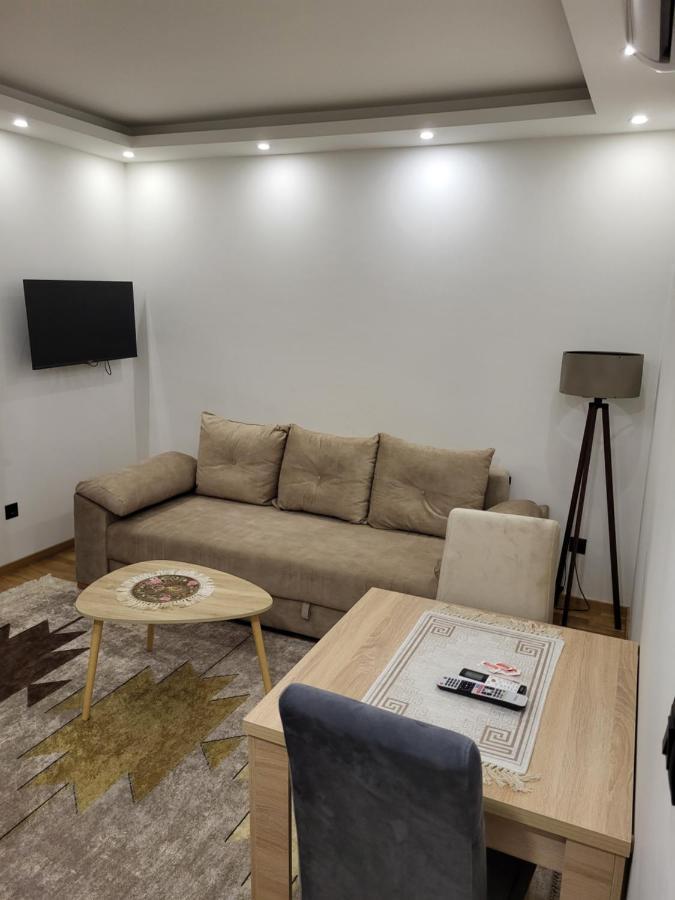 Lux Apartmani Bajova Cetinje Ngoại thất bức ảnh